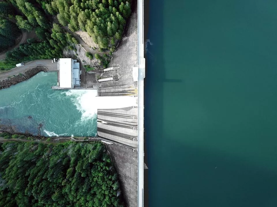 3 Avantajele si dezavantajele energiei verzi
