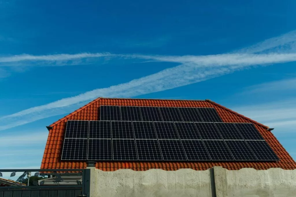 1. On grid vs off grid - particularitatile fiecarui tip de panou fotovoltaic (2)